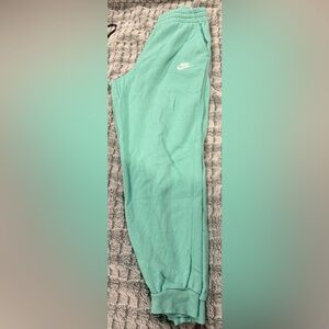 Nike Green Sweatpants Streamlined Athletic Fit